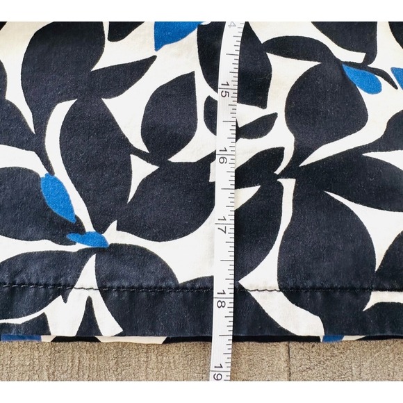 ANN TAYLOR Women's 6 Black White & Blue Floral Cotton A-Line Pleated Mini Skirt - Picture 11 of 11